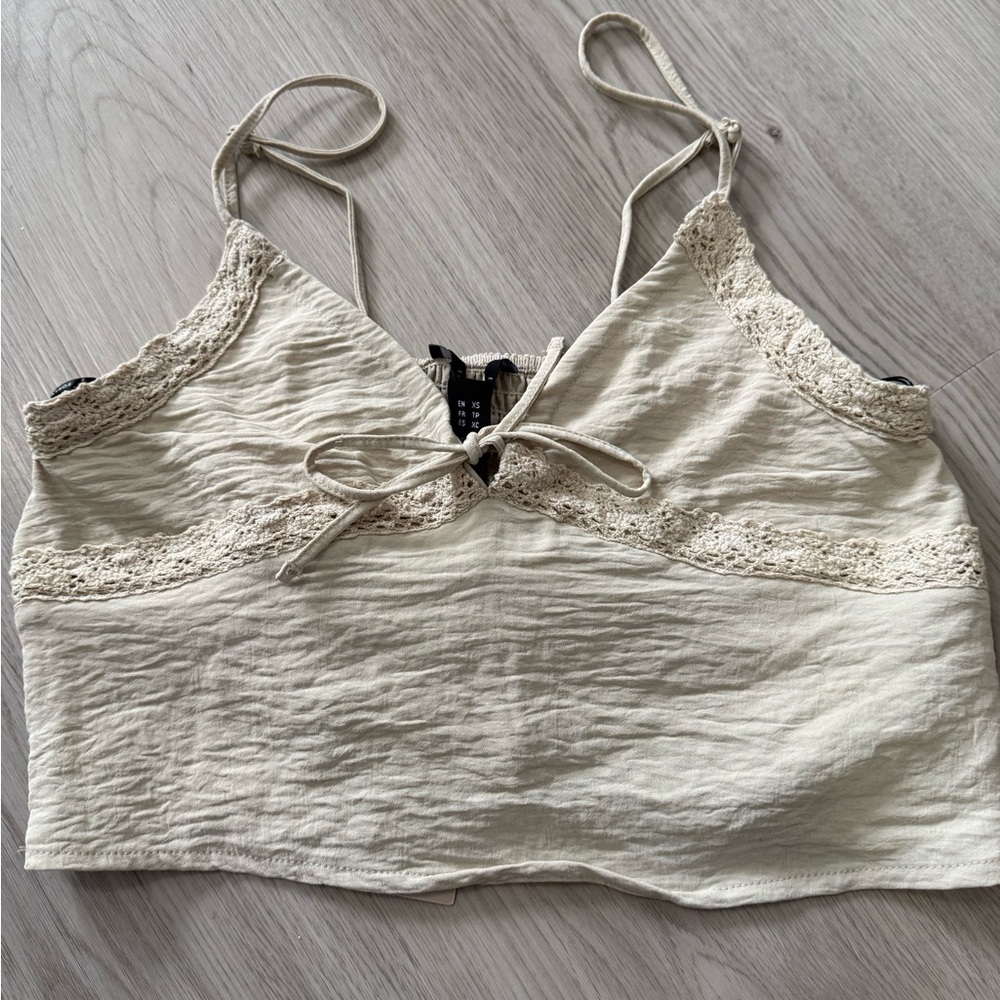Streetwear Society Cream Lace Trim Crop Top